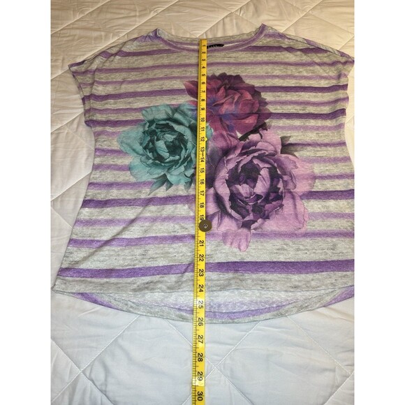 Womens Nicole Miller Short Sleeve Shirt Purple Gray Stripe Flower Top XL - Picture 5 of 8
